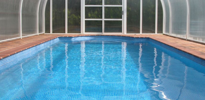 Piscinas interiores y spas